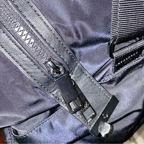 Lululemon Out Of Range Duffel *33L - Picture 10 of 10